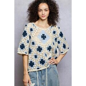 POL Round Neck Short Sleeve Color Pattern Crochet Top with Border Accents